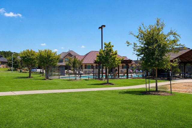 326 Westlake Terrace Drive, Conroe, TX 77304