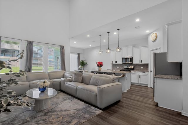 326 Westlake Terrace Drive, Conroe, TX 77304