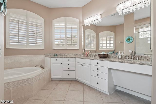 8348 Southwind Bay CIR, Fort Myers, FL 33908