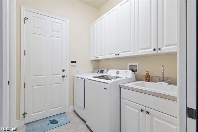 8348 Southwind Bay CIR, Fort Myers, FL 33908