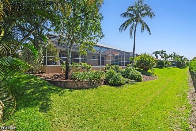 8348 Southwind Bay CIR, Fort Myers, FL 33908