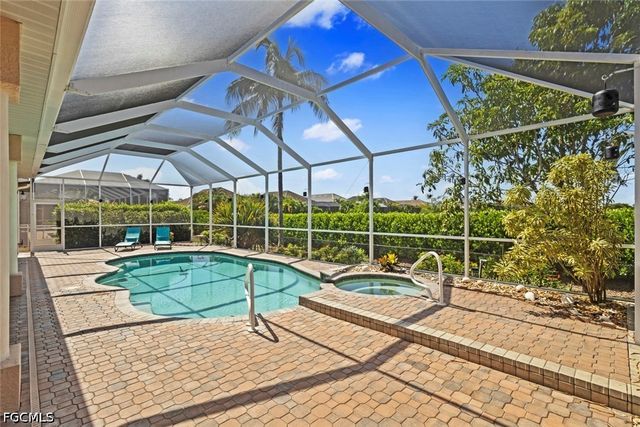 8348 Southwind Bay CIR, Fort Myers, FL 33908