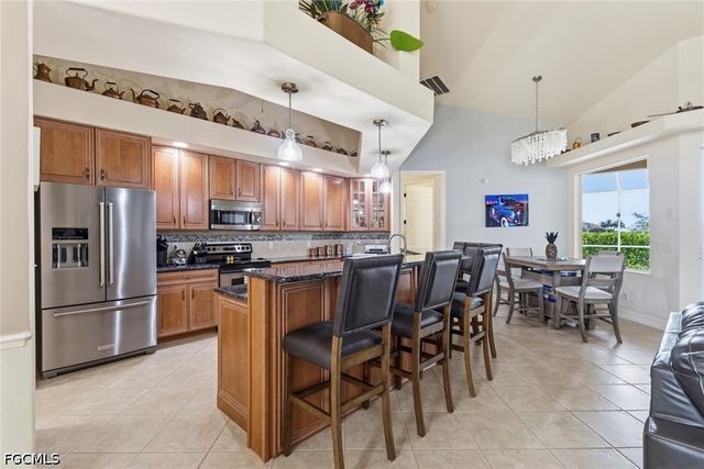 8348 Southwind Bay CIR, Fort Myers, FL 33908