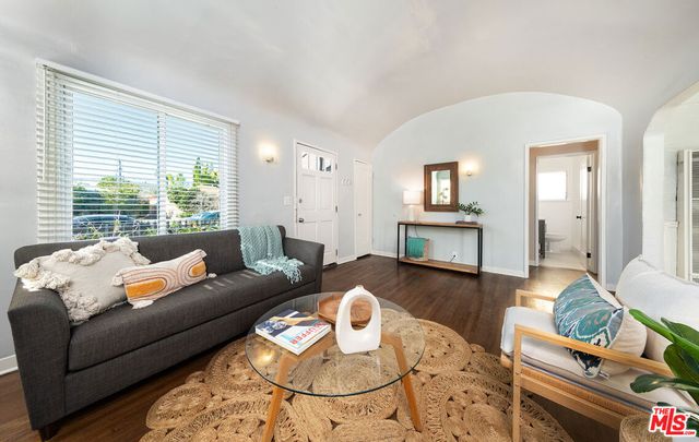 3652 Kelton Avenue, Los Angeles, CA 90034