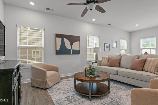 124 Amber Acorn Avenue, Raleigh, NC 27603