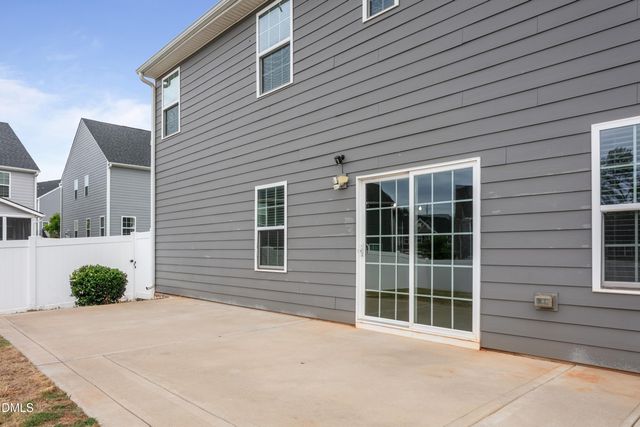 124 Amber Acorn Avenue, Raleigh, NC 27603
