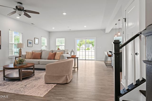 124 Amber Acorn Avenue, Raleigh, NC 27603