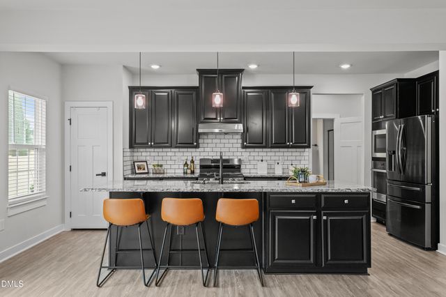 124 Amber Acorn Avenue, Raleigh, NC 27603