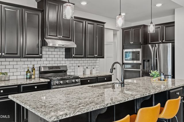 124 Amber Acorn Avenue, Raleigh, NC 27603