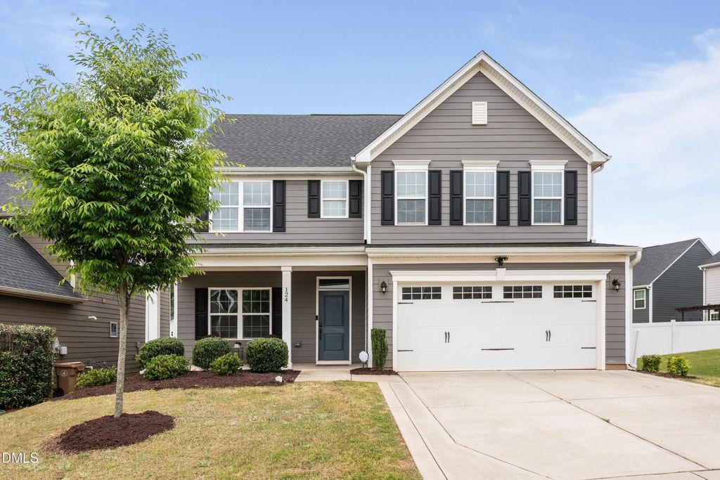 124 Amber Acorn Avenue, Raleigh, NC 27603