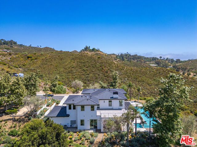 33303 Hassted Drive, Malibu, CA 90265