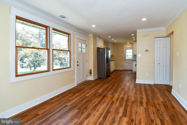 5523 HALWIS ST, Alexandria, VA 22303