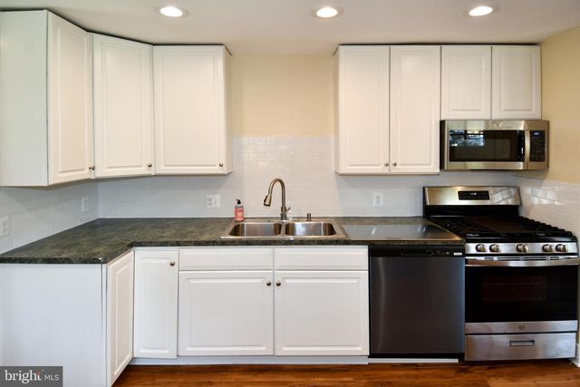 5523 HALWIS ST, Alexandria, VA 22303