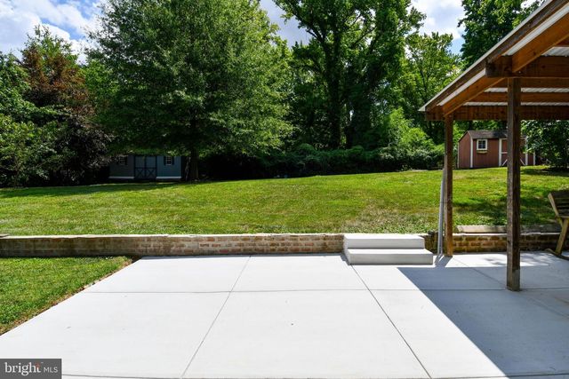 5523 HALWIS ST, Alexandria, VA 22303
