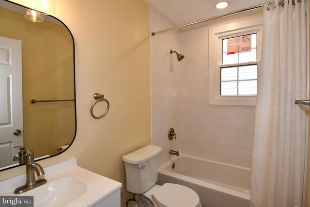 5523 HALWIS ST, Alexandria, VA 22303