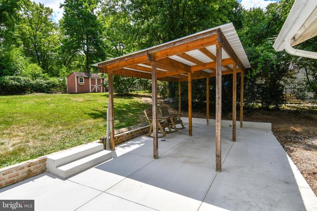 5523 HALWIS ST, Alexandria, VA 22303