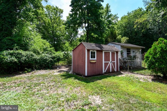 5523 HALWIS ST, Alexandria, VA 22303
