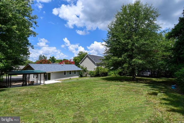 5523 HALWIS ST, Alexandria, VA 22303