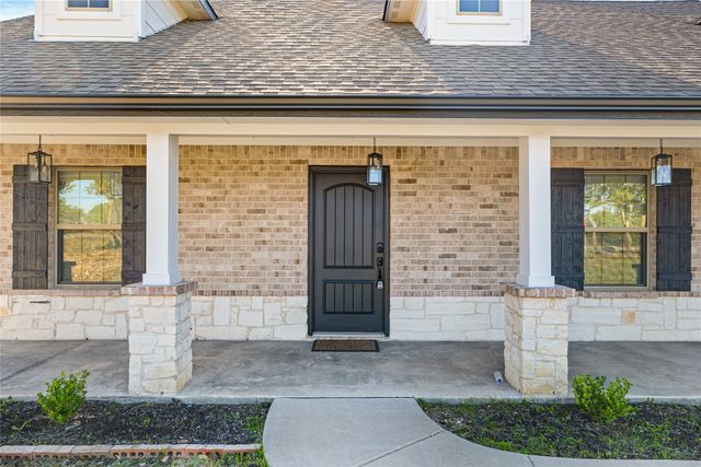 3511 J E Woody Road, Springtown, TX 76082