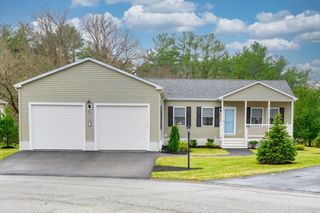 41 Quarrystone Drive, Bridgewater, MA 02324