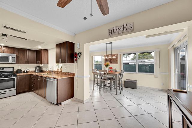 9661 NW 24th Place, Sunrise, FL 33322