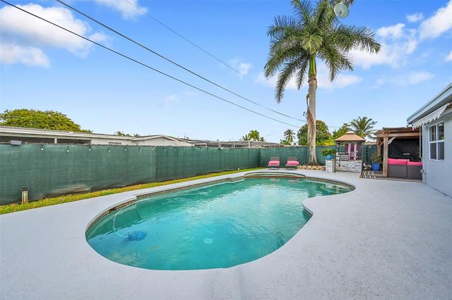 9661 NW 24th Place, Sunrise, FL 33322