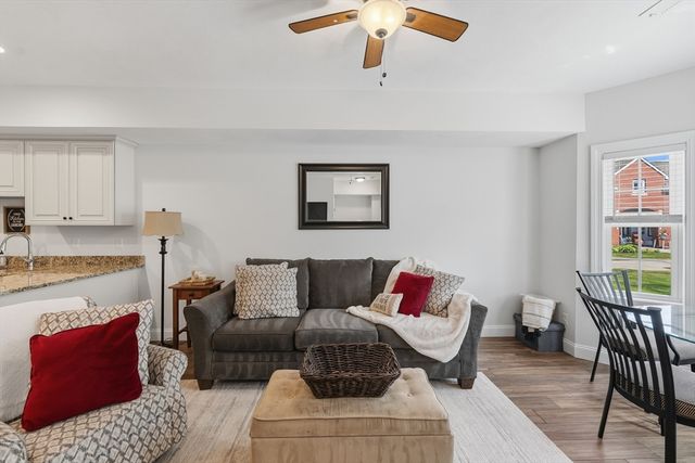 22 Hamel Way 22, Haverhill, MA 01835