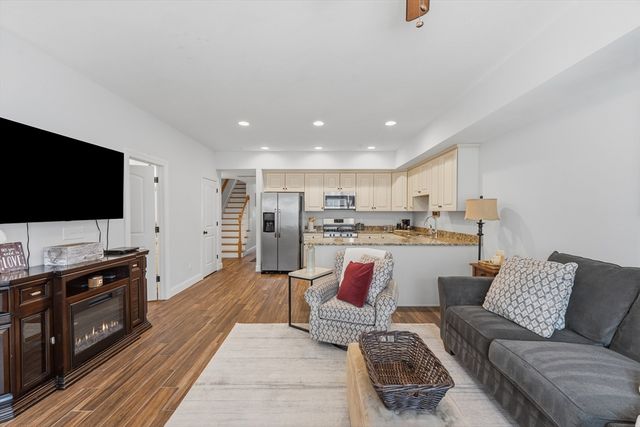 22 Hamel Way 22, Haverhill, MA 01835