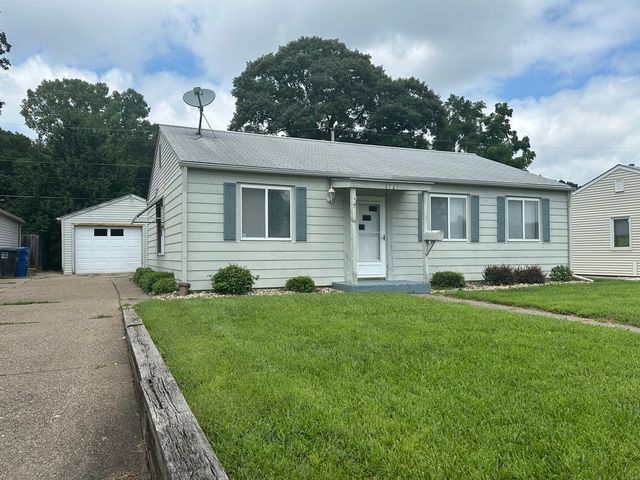 3721 13th Avenue, Moline, IL 61265