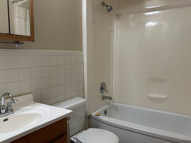 3721 13th Avenue, Moline, IL 61265