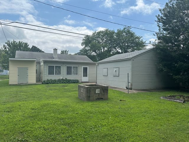 3721 13th Avenue, Moline, IL 61265