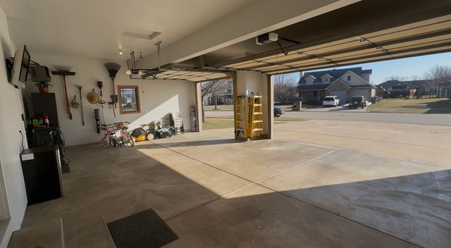 1800 Kingtree Drive, Morris, IL 60450