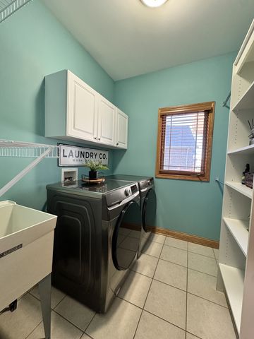 1800 Kingtree Drive, Morris, IL 60450