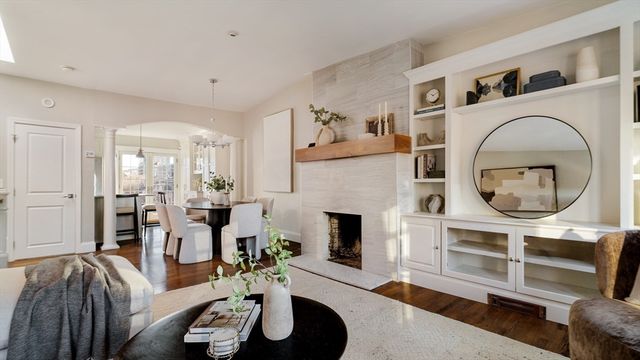 63 Dartmouth St 3, Boston, MA 02116