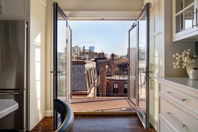 63 Dartmouth St 3, Boston, MA 02116