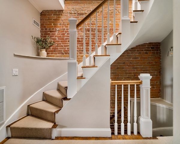 63 Dartmouth St 3, Boston, MA 02116