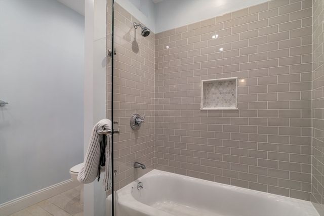 63 Dartmouth St 3, Boston, MA 02116