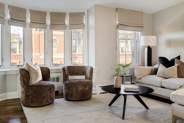 63 Dartmouth St 3, Boston, MA 02116