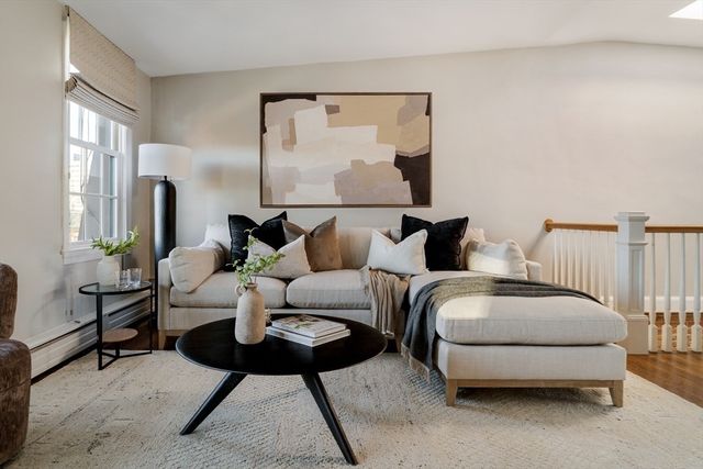 63 Dartmouth St 3, Boston, MA 02116