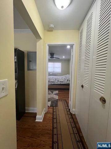 2-22 Virginia B, Fair Lawn, NJ 07410