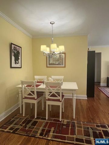 2-22 Virginia B, Fair Lawn, NJ 07410