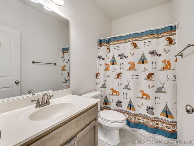 7315 E Oak Ridge Street, Broken Arrow, OK 74014