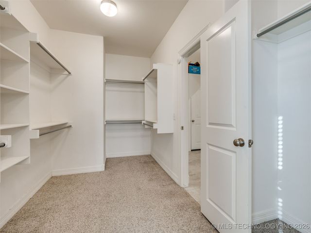 7315 E Oak Ridge Street, Broken Arrow, OK 74014