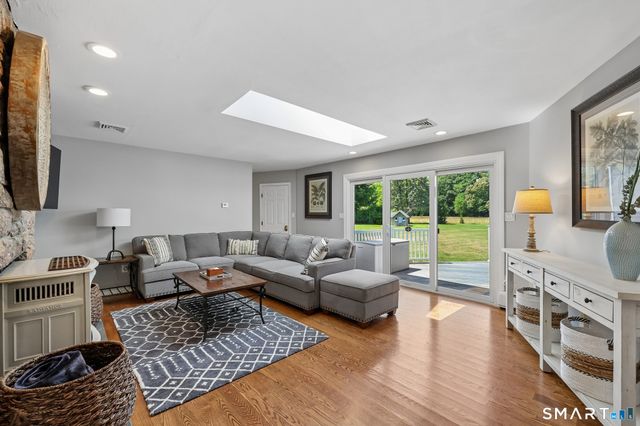 687 Richie's Way, Guilford, CT 06437
