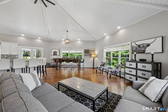 687 Richie's Way, Guilford, CT 06437