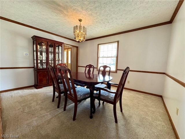 6385 Harbor Drive NW, Canton, OH 44718