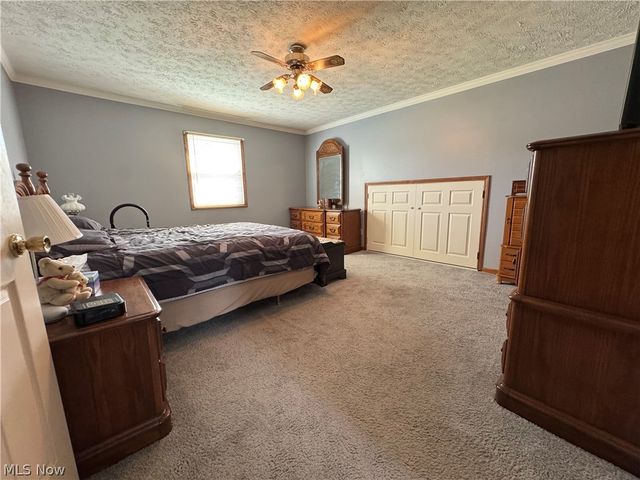 6385 Harbor Drive NW, Canton, OH 44718