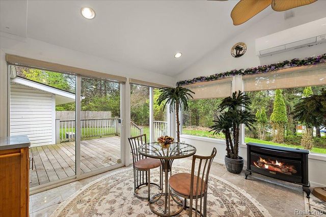 865 N Lapeer Road, Orion Charter Township, MI 48362