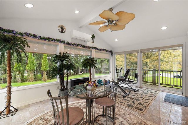 865 N Lapeer Road, Orion Charter Township, MI 48362