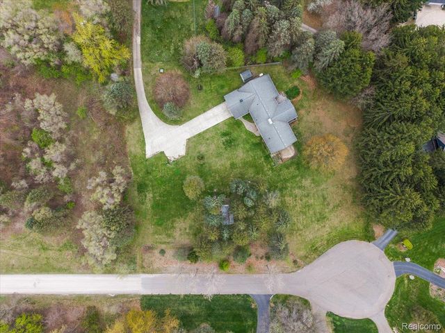 865 N Lapeer Road, Orion Charter Township, MI 48362